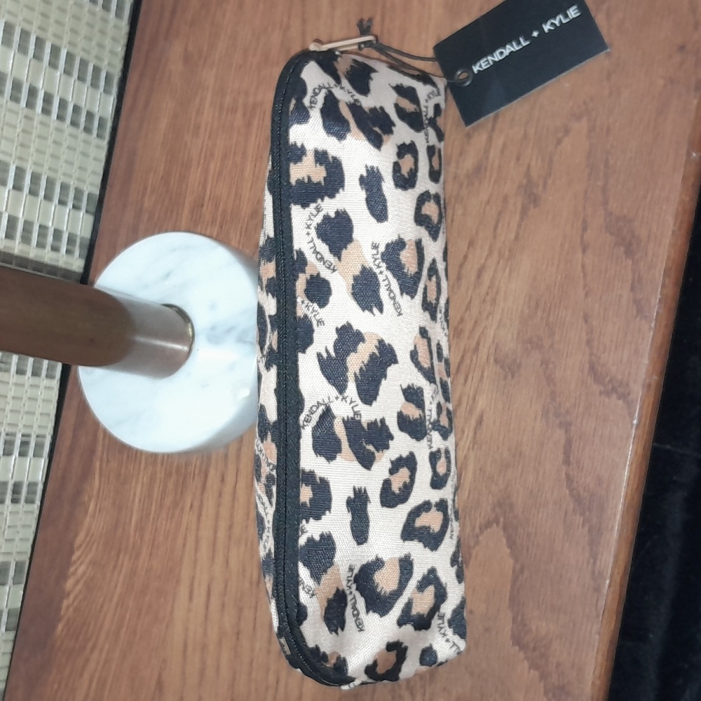 Kendall & Kylie Cosmetics pouch